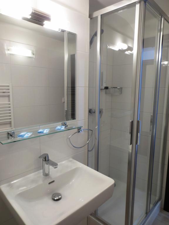 Hotel Hubertus 瓦尔季采 客房 照片